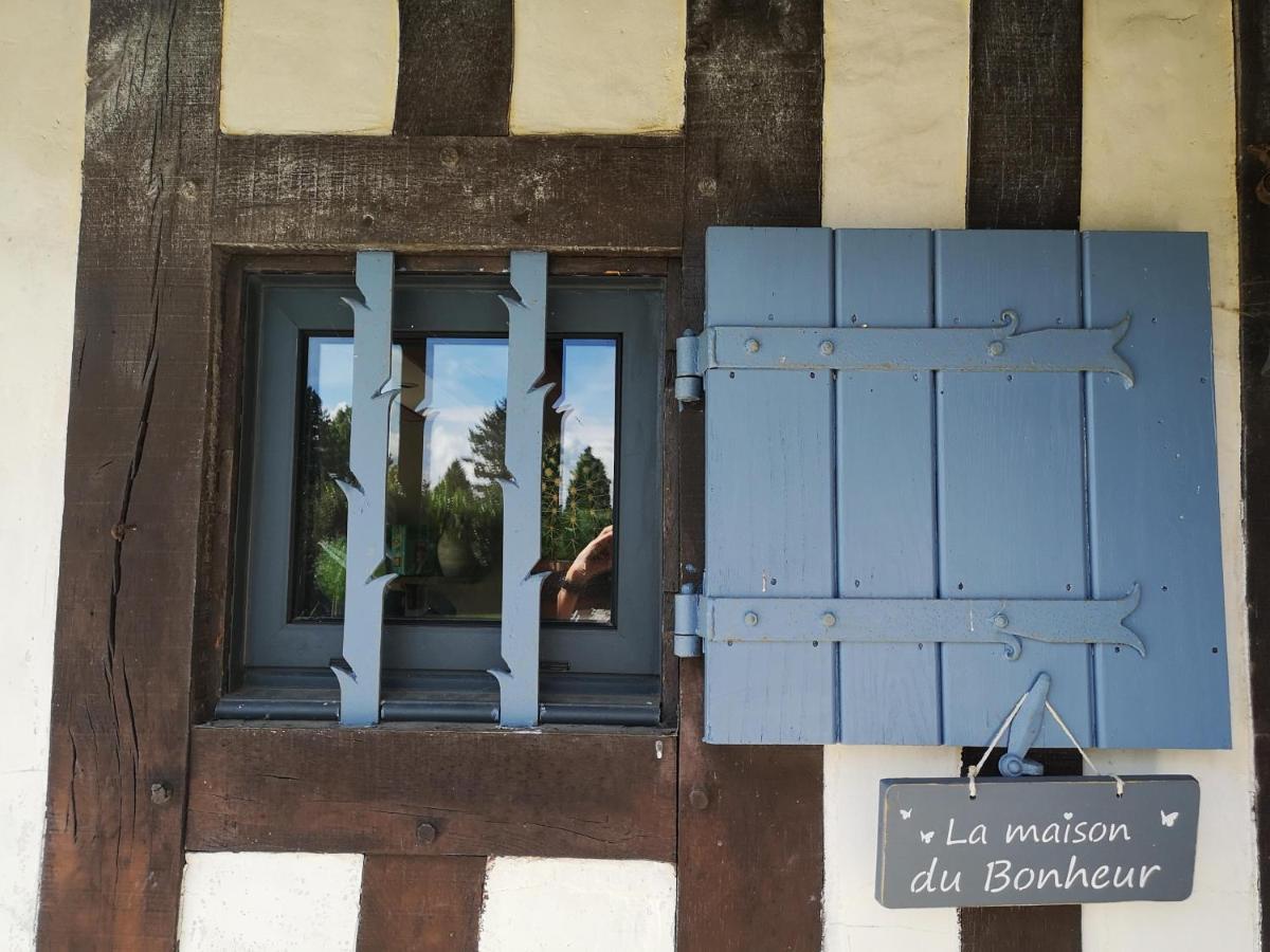 贡尼维尔索洪弗Lealie住宿加早餐旅馆 外观 照片